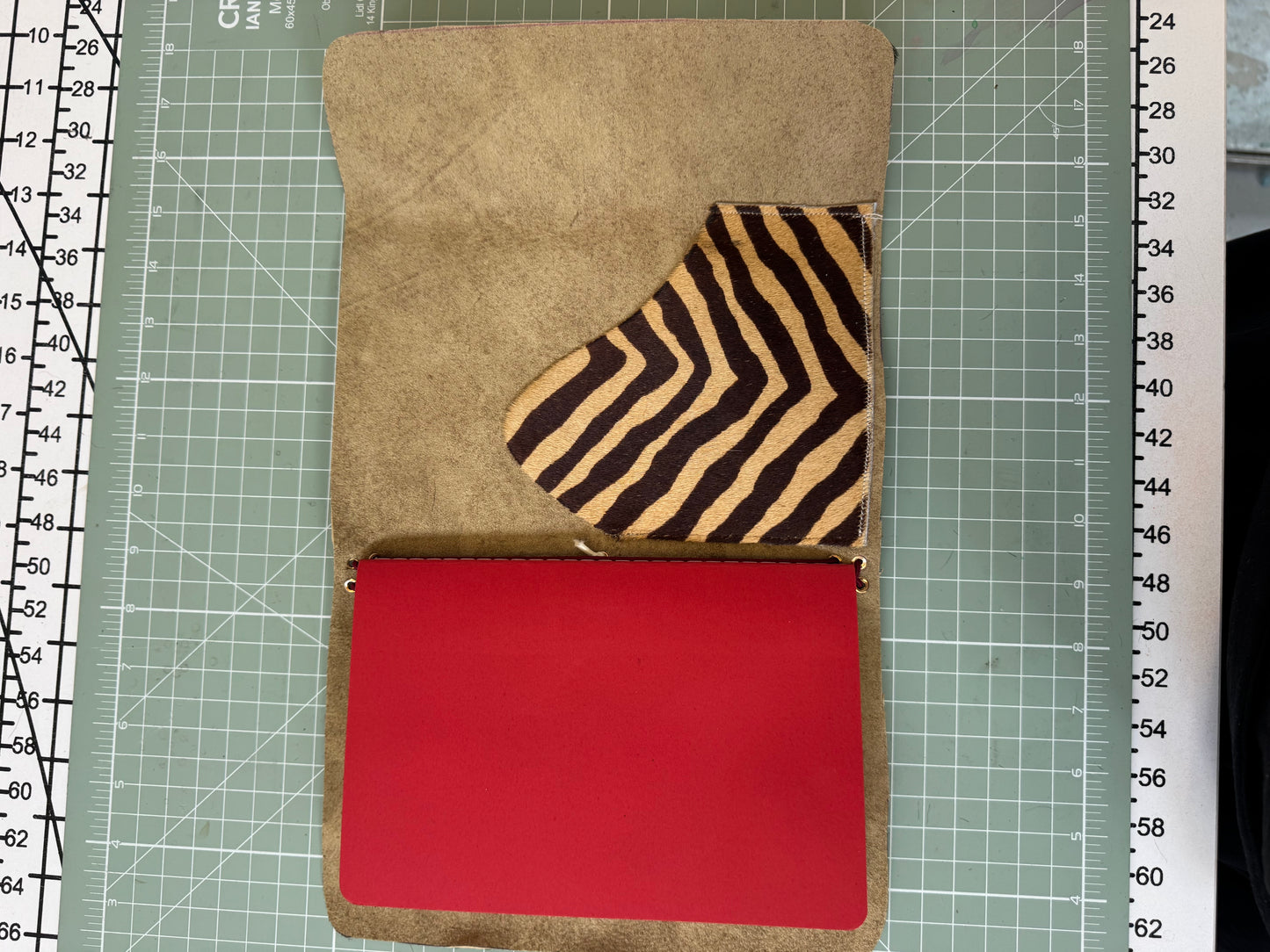 A5 leather journal cover with stars + pocket - 1/1 pieces