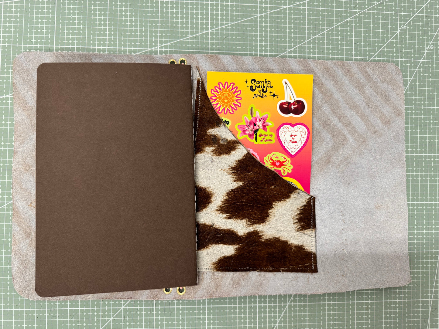 A5 leather journal cover with stars + pocket - 1/1 pieces