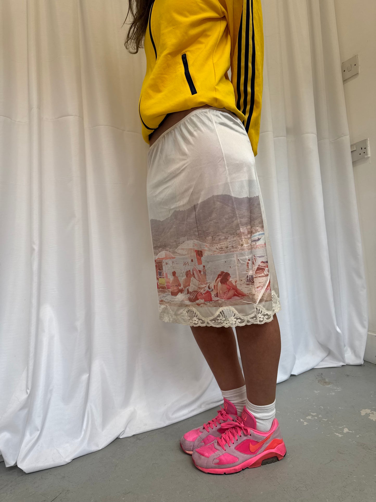 Postcard Slip Skirt 1 (S/M)