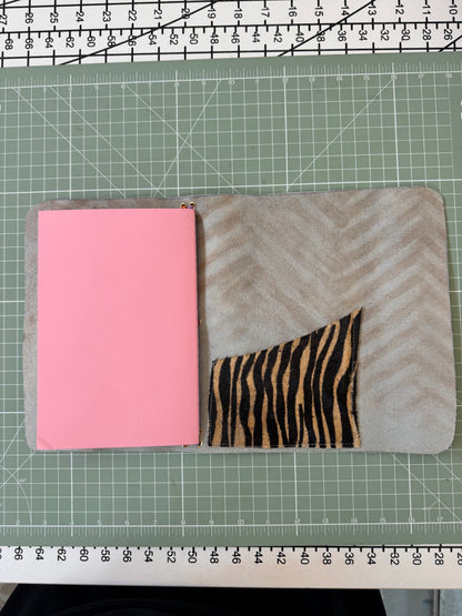 A5 leather journal cover with stars + pocket - 1/1 pieces