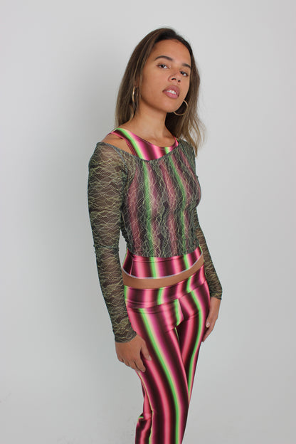 The Lace Asymmetric Top