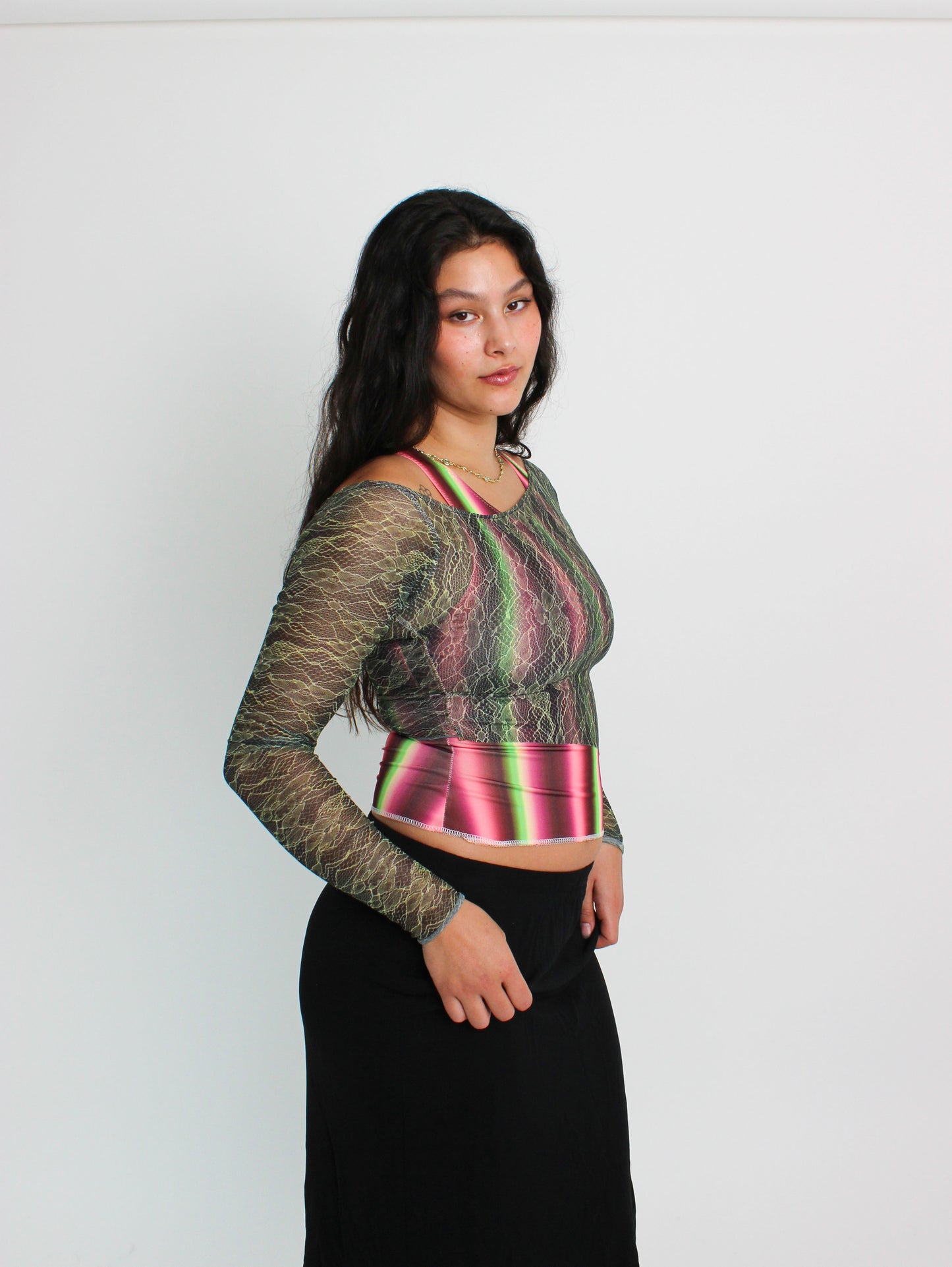 The Lace Asymmetric Top