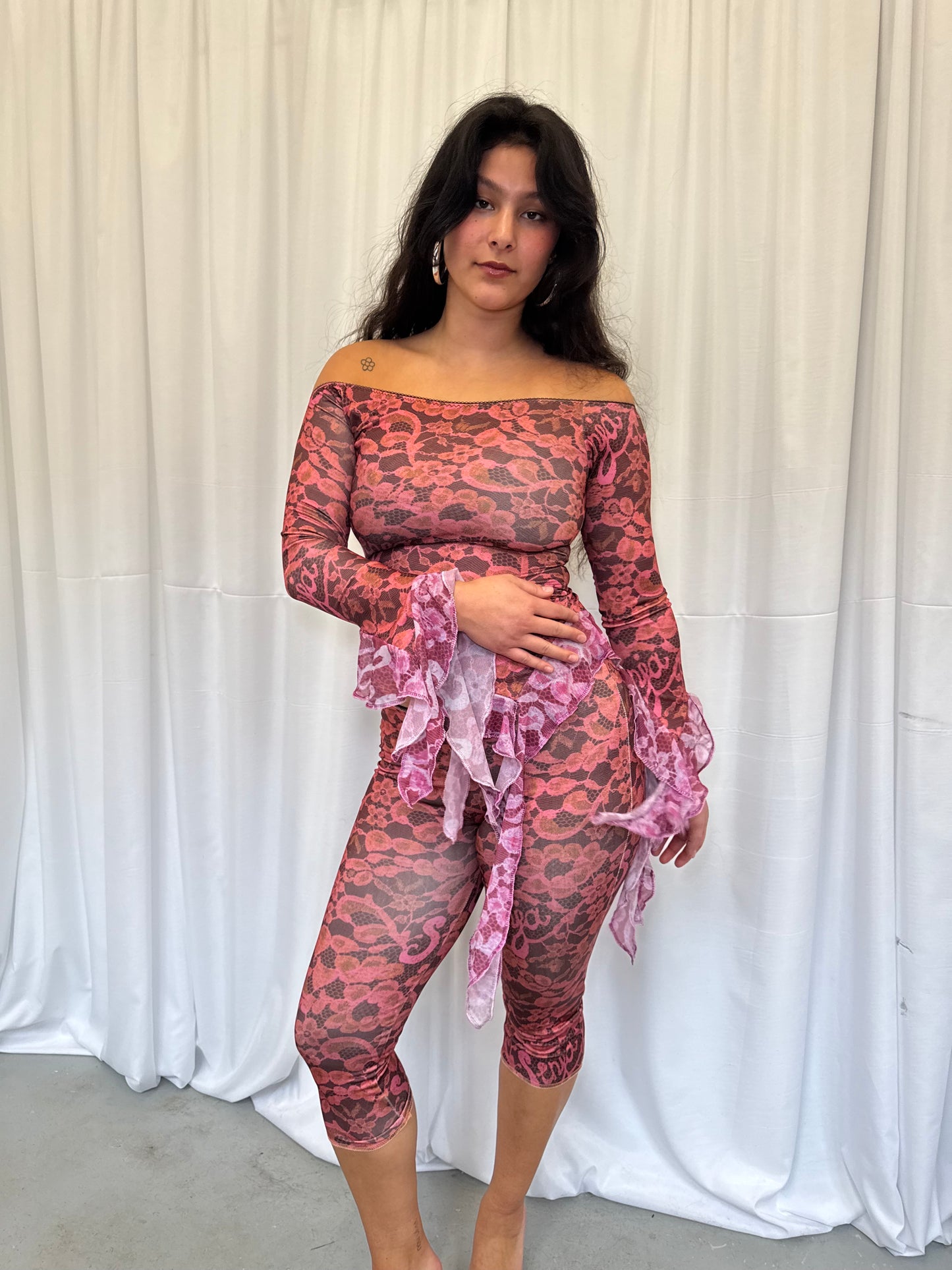 Lace off-the-shoulder ruffle top