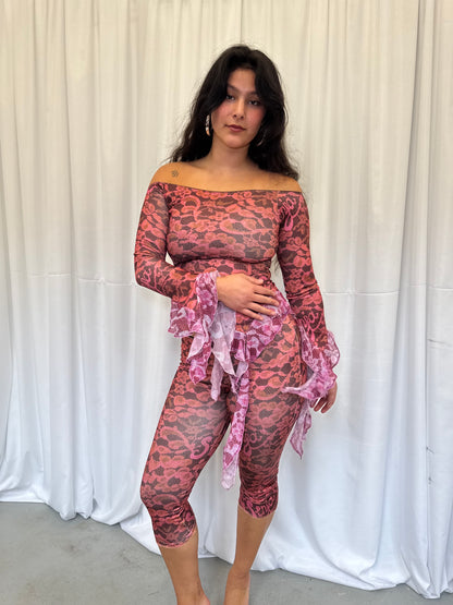 Lace off-the-shoulder ruffle top