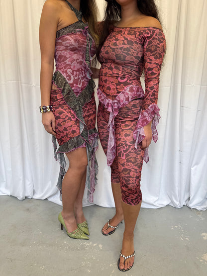 Lace off-the-shoulder ruffle top