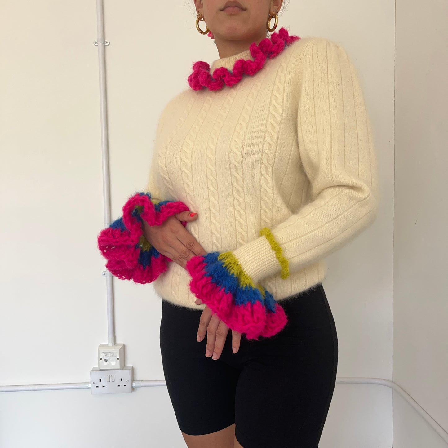 Crochet & Upcycle Workshop: Revamp Your Knitwear!