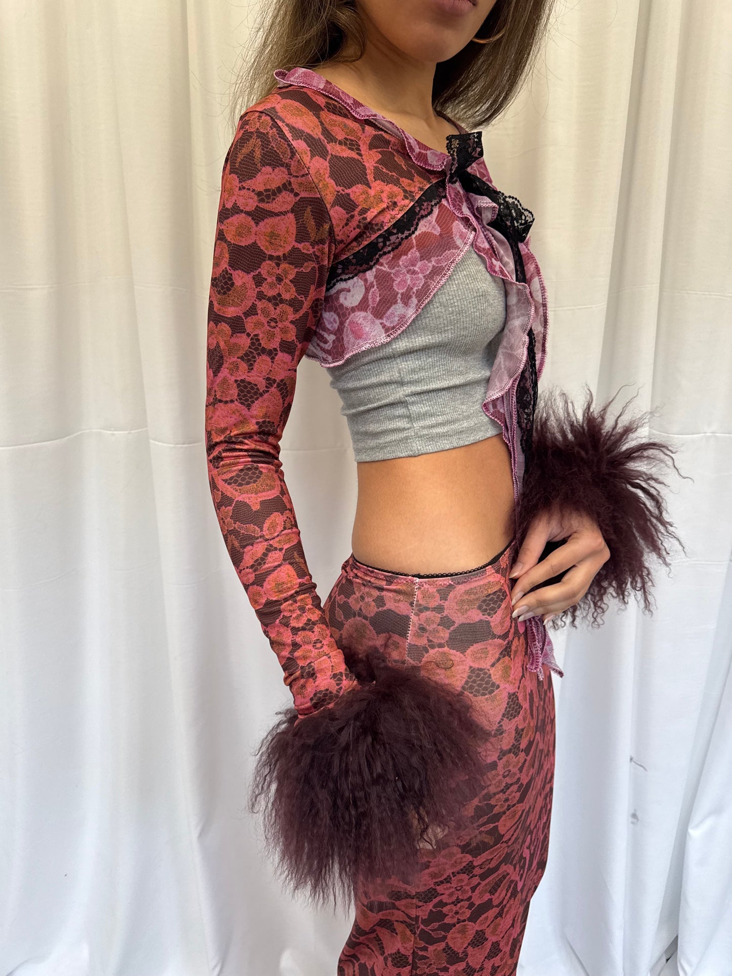 Lace Fluffy Tie Sleeves