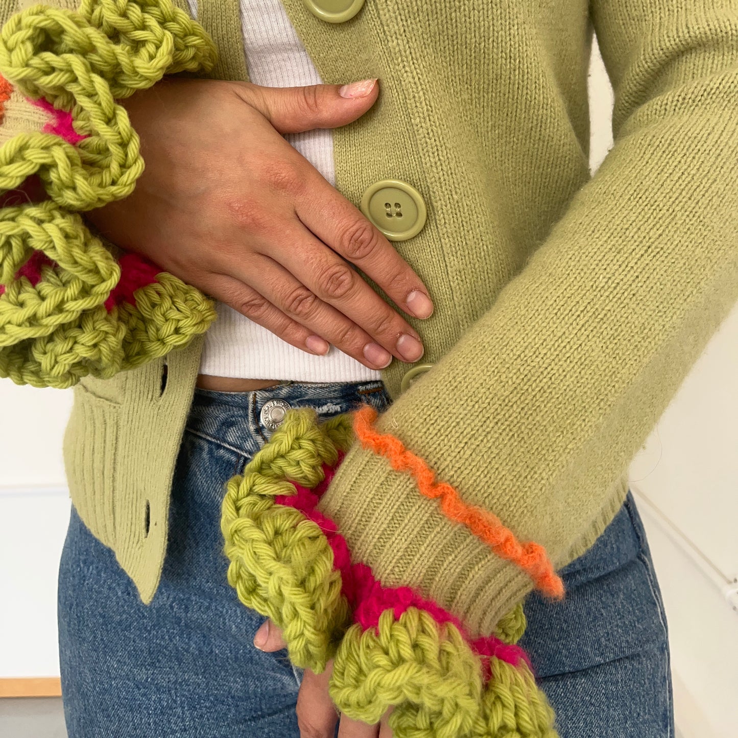 Crochet & Upcycle Workshop: Revamp Your Knitwear!