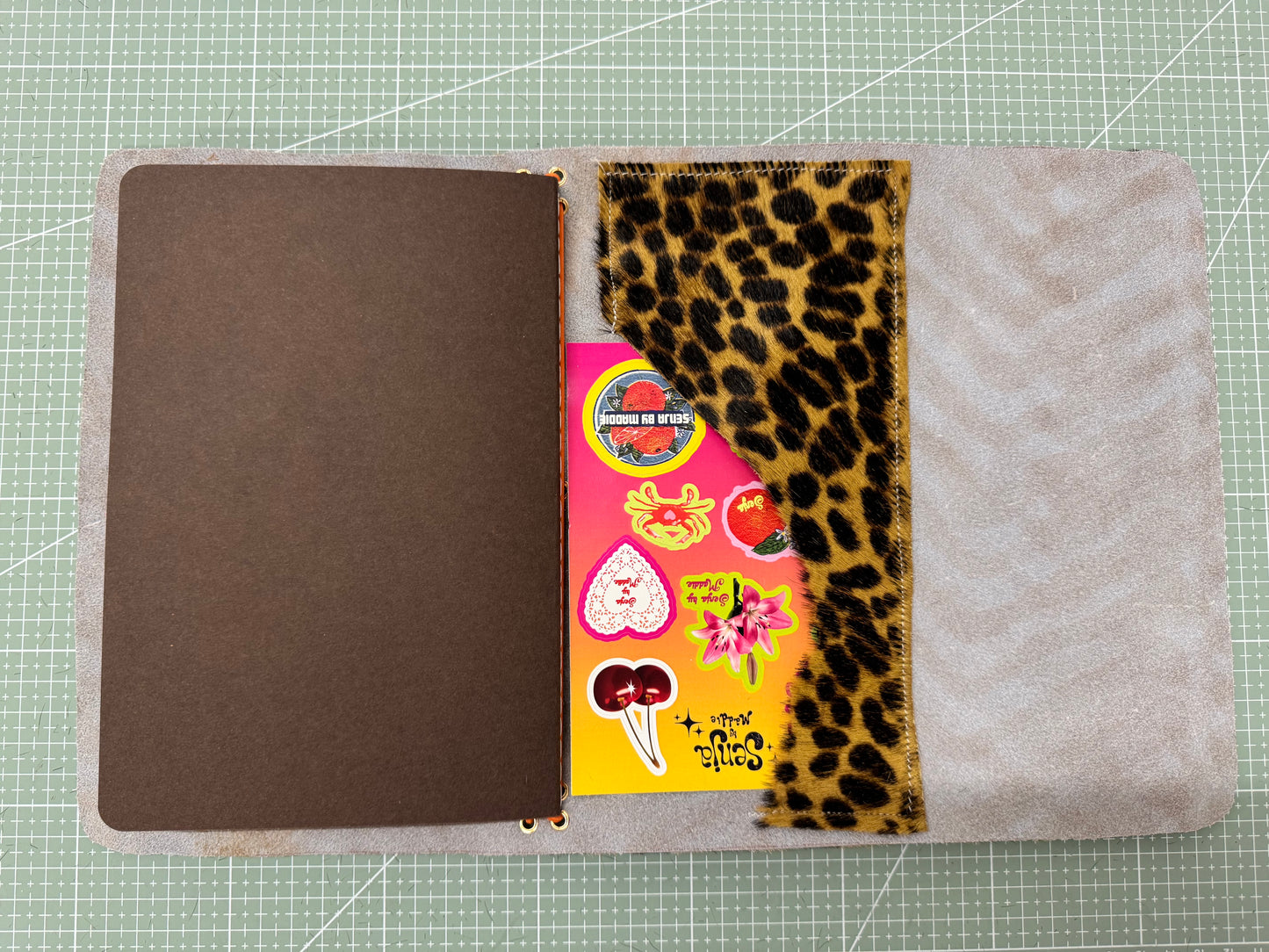 A5 leather journal cover with stars + pocket - 1/1 pieces
