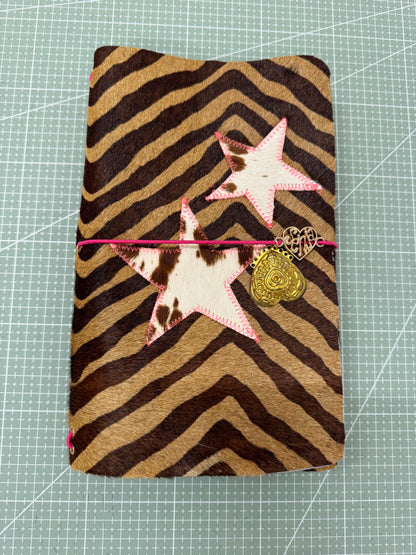 A5 leather journal cover with stars + pocket - 1/1 pieces