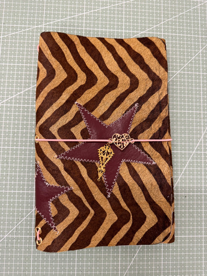A5 leather journal cover with stars + pocket - 1/1 pieces