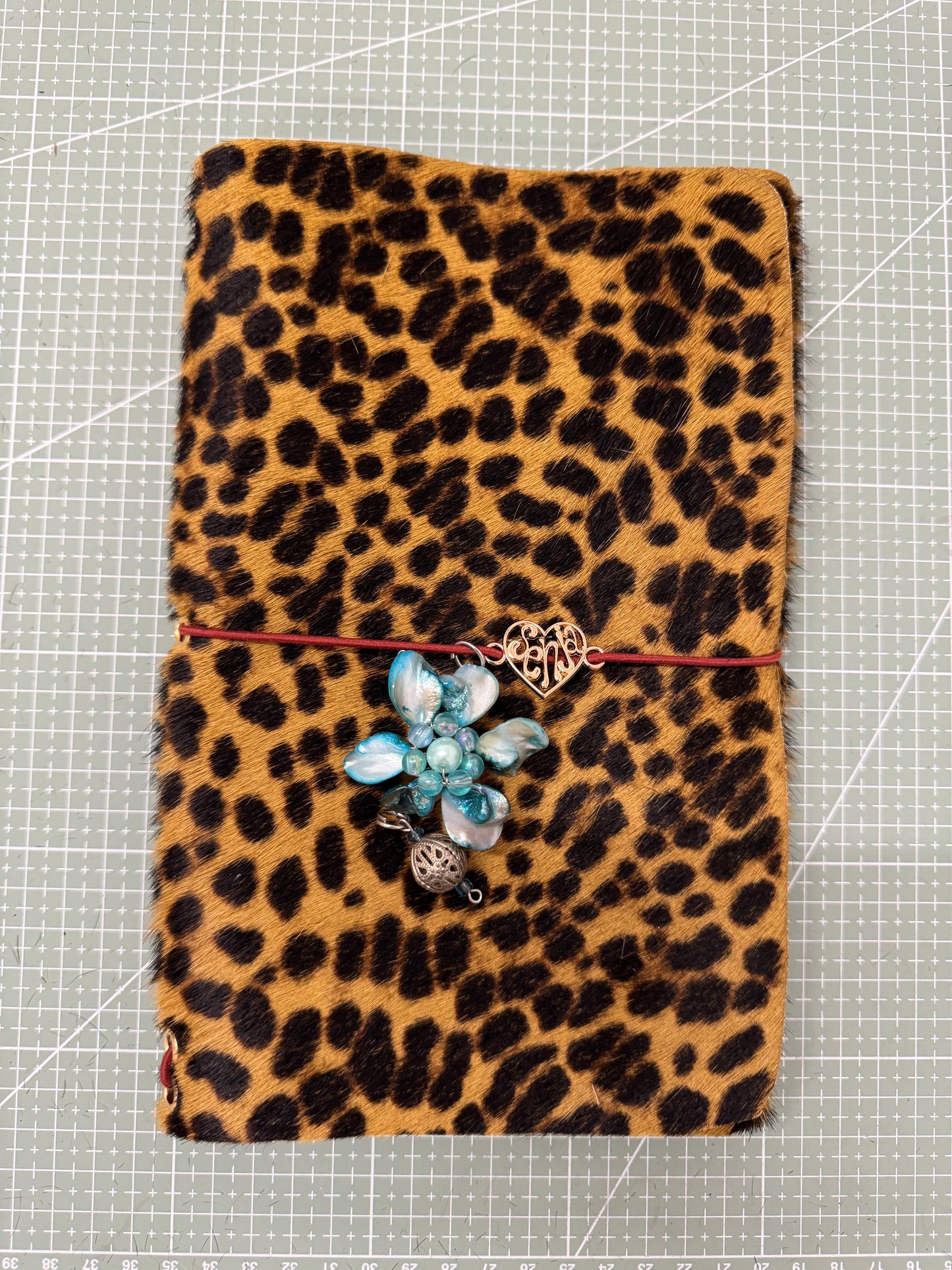 A5 Tri-fold leather journal cover with pocket - 1/1 pieces