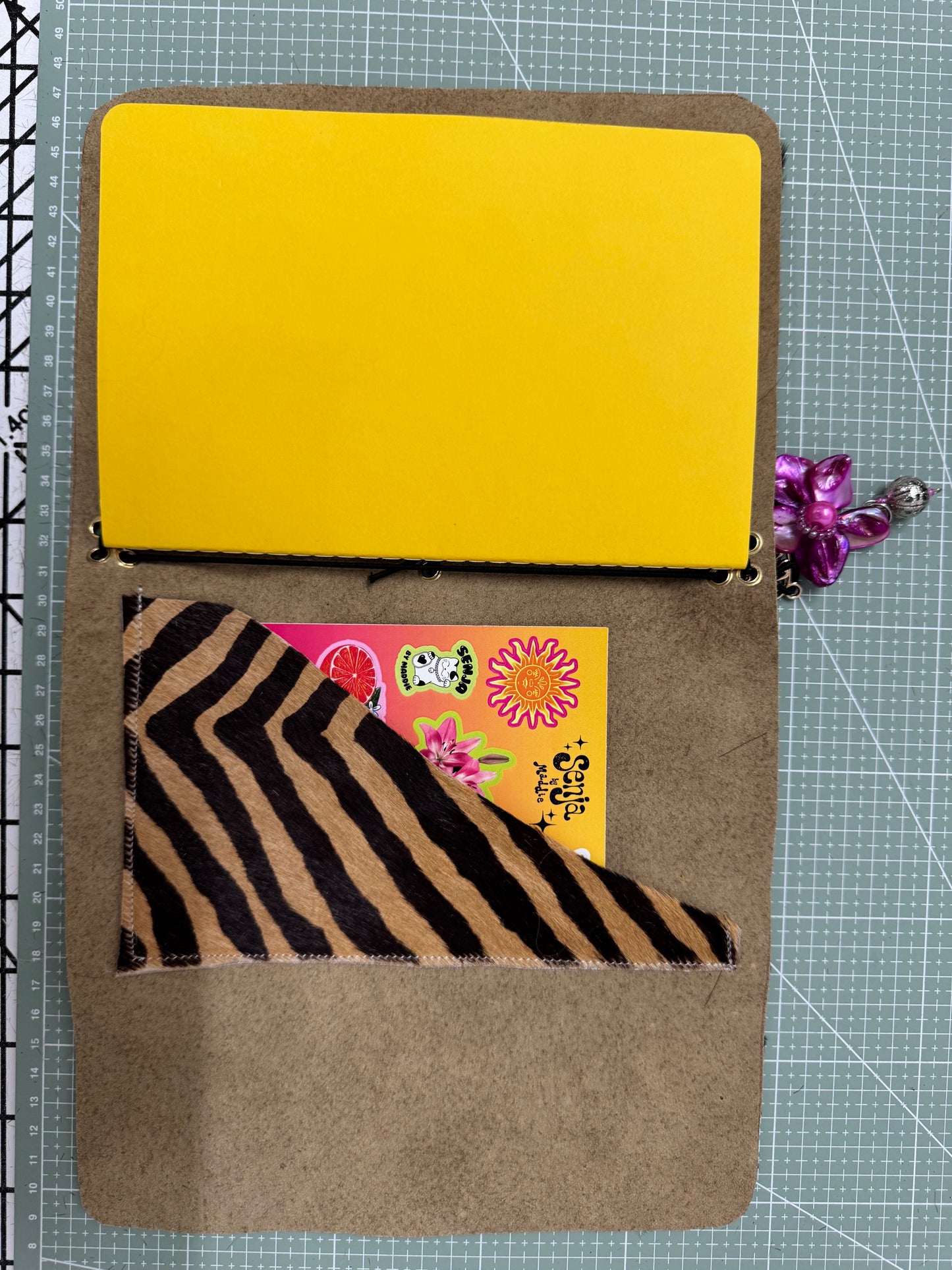 A5 Tri-fold leather journal cover with pocket - 1/1 pieces