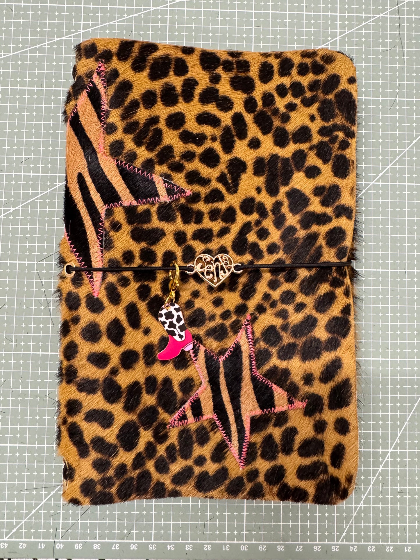 A5 leather journal cover with stars - 1/1 pieces